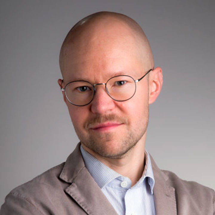 Kirjottaja Lauri Kitunen Kehitt&#228;misp&#228;&#228;llikk&#246;