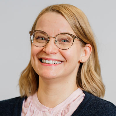 Kirjottaja Maija Kinni-Eloranta